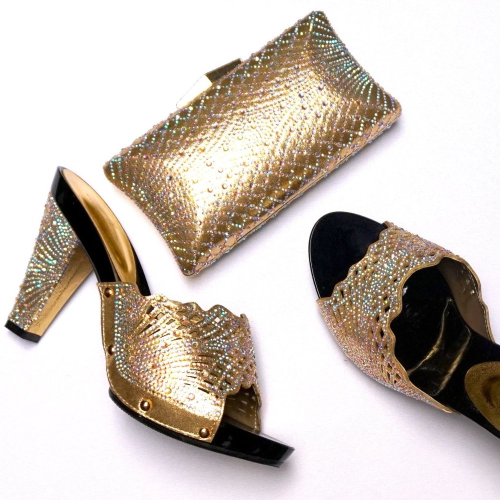 GOLDEN BRONZE BEDAZ S&B SET
